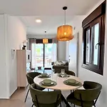 Modern With Swimming Pool And Terraces Apartamento *
