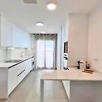 Modern With Swimming Pool And Terraces Apartamento *