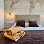 Apartamento Modern With Swimming Pool And Terraces