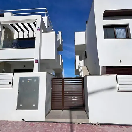 Apartamento Modern With Swimming Pool And Terraces Torrevieja